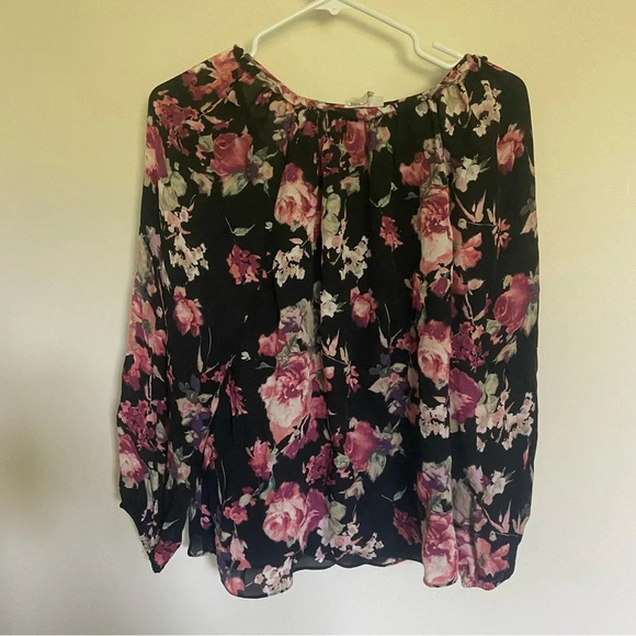 Joie 100% Silk Floral Print Blouse in Black Pink and Cream Sz S Ruffle Trim - Picture 4 of 6